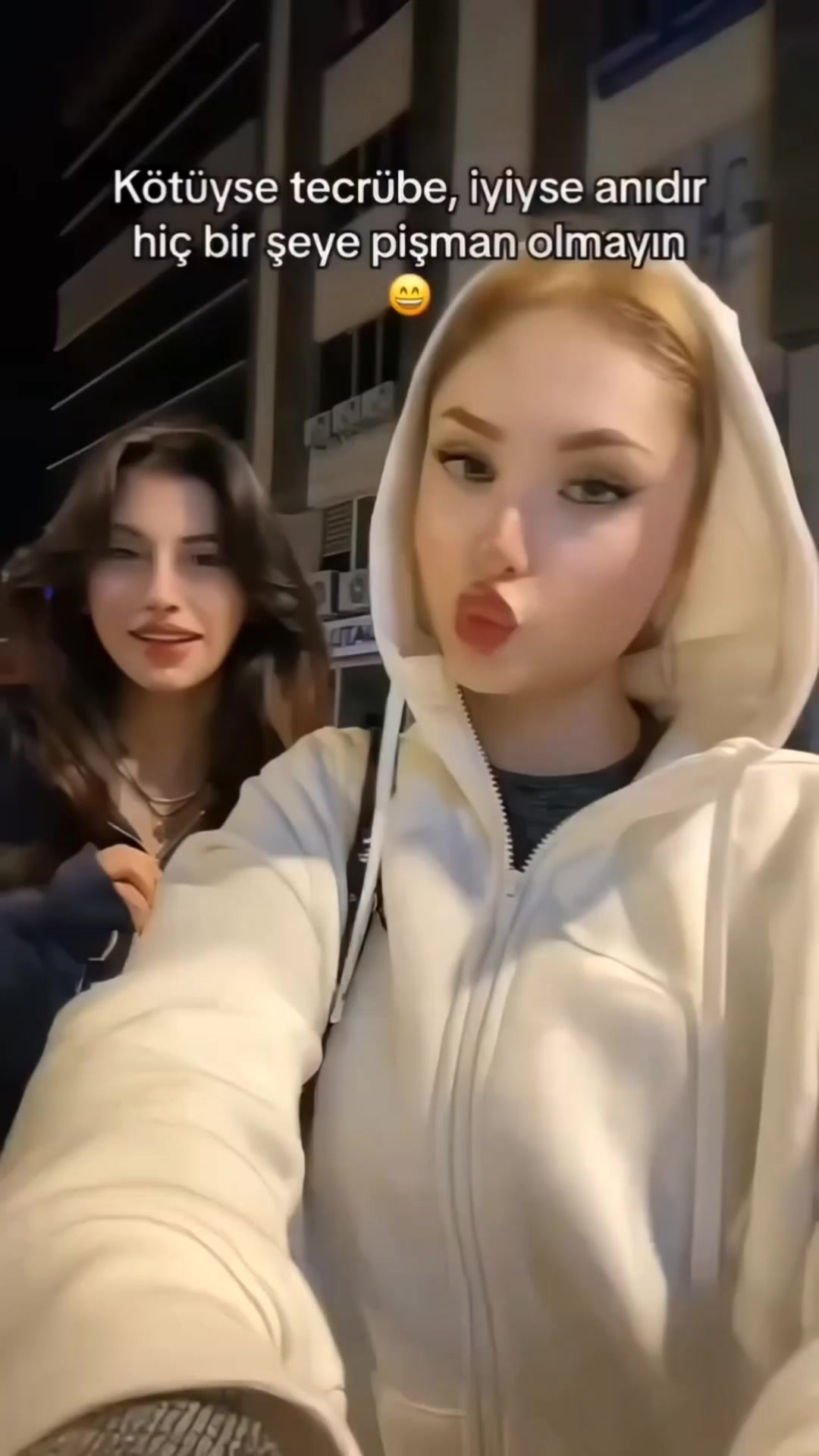 @Esra