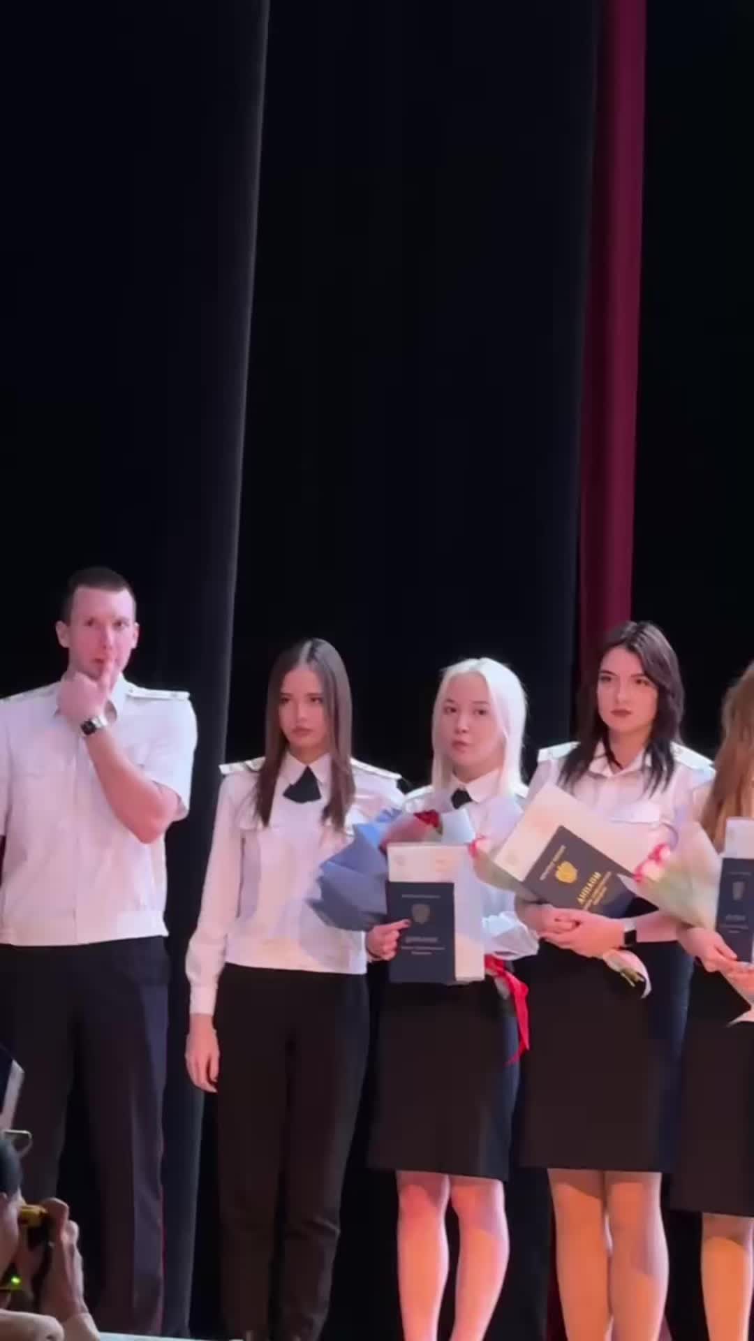 @♛ lizikkisik