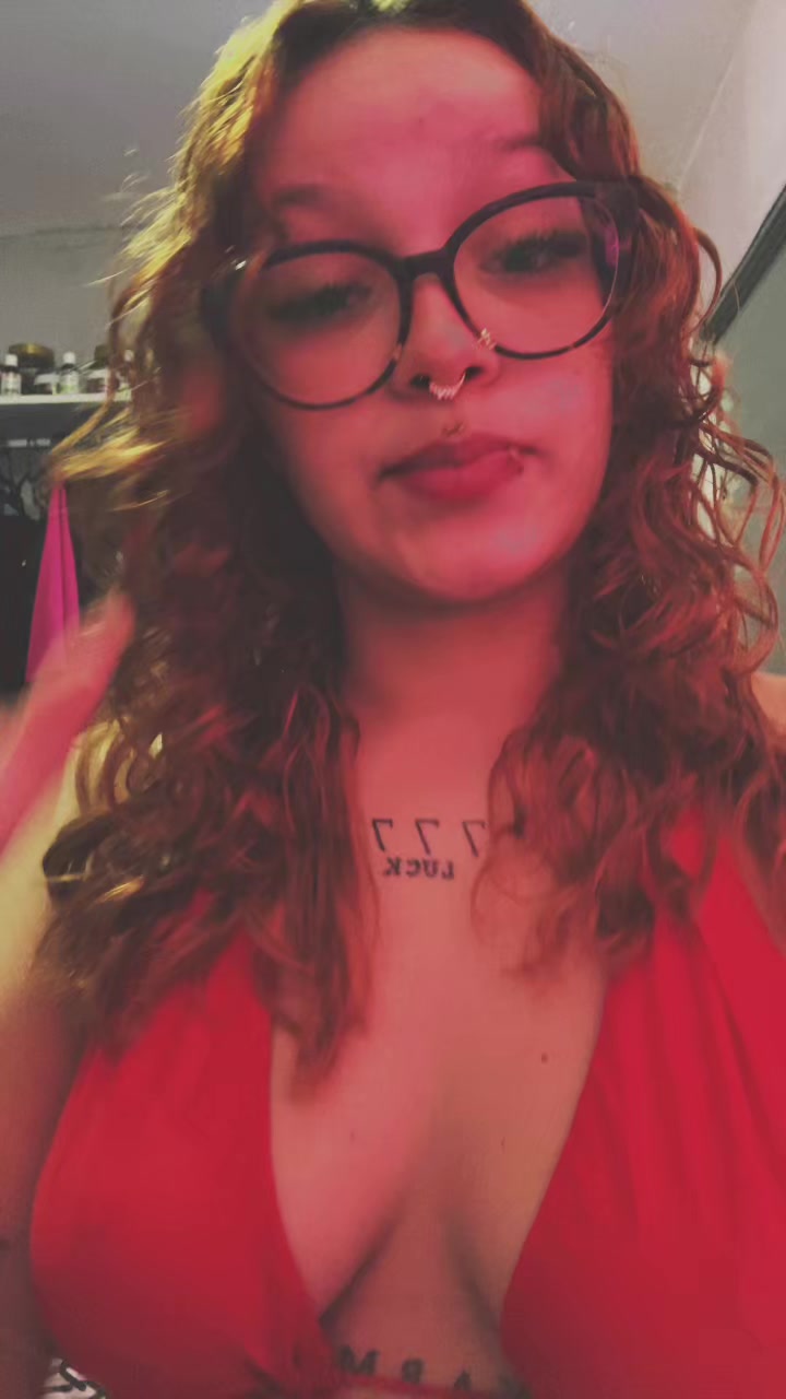 @Analu ✧