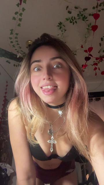@viuxyta