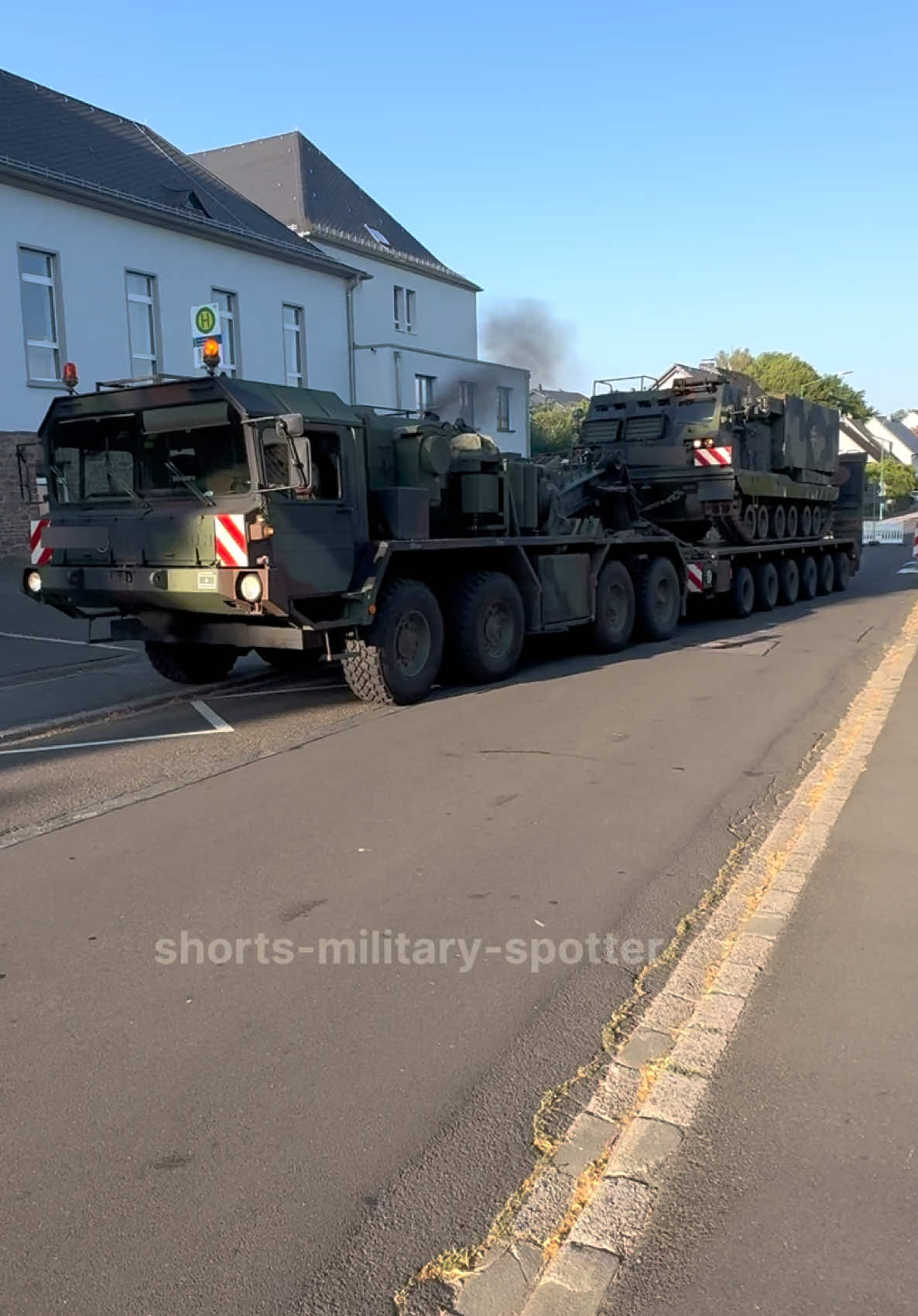 @shorts-military-spotter