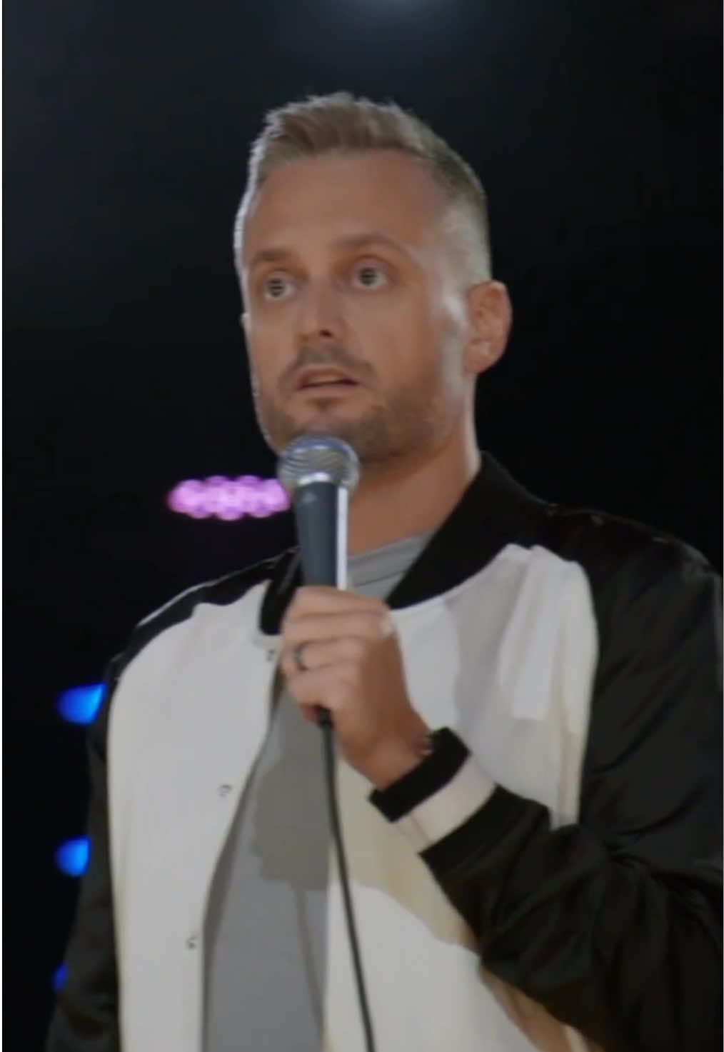 @Nate Bargatze