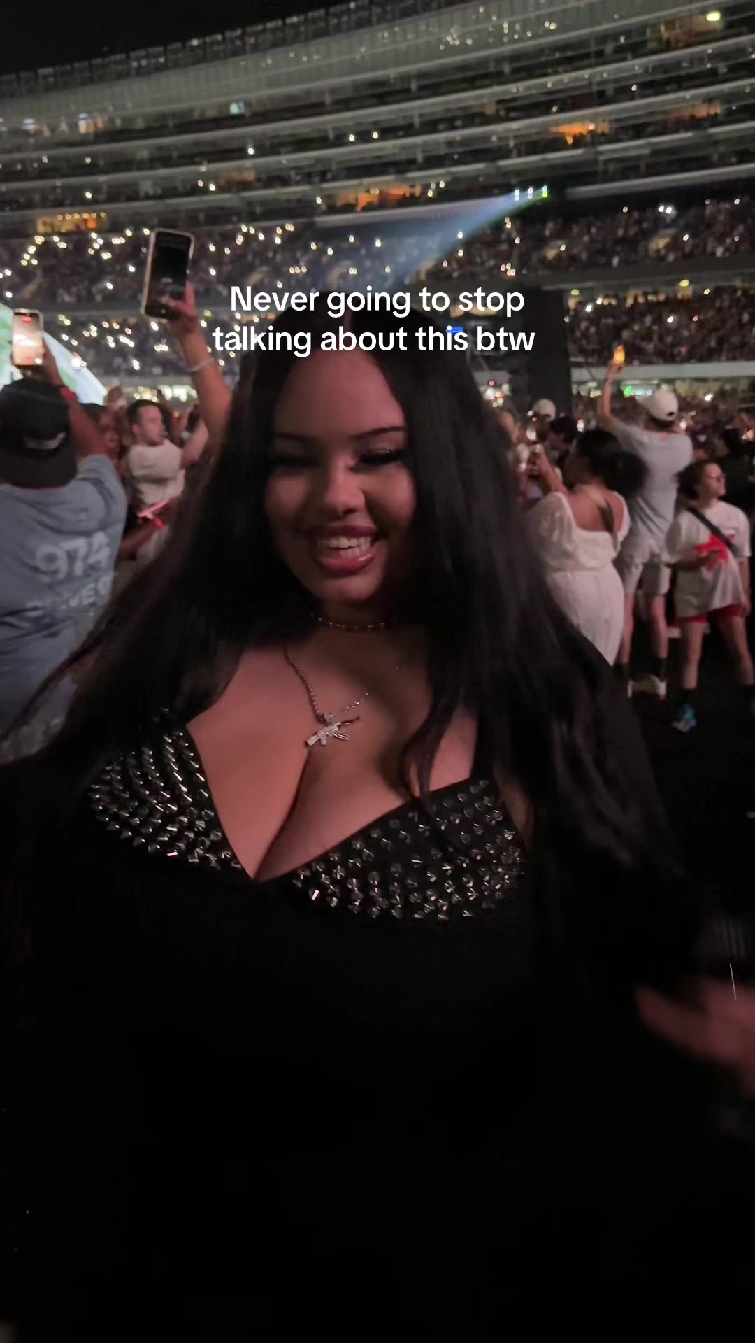 @sadé