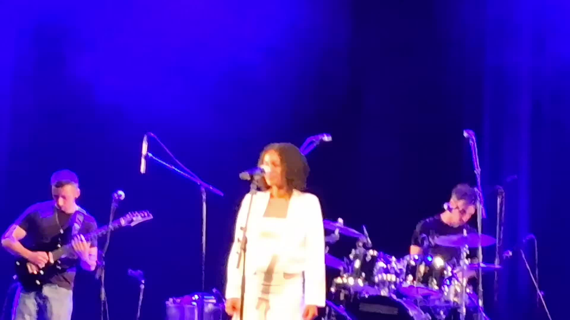 @vocal_eaze