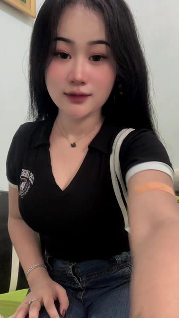 @velicyaa