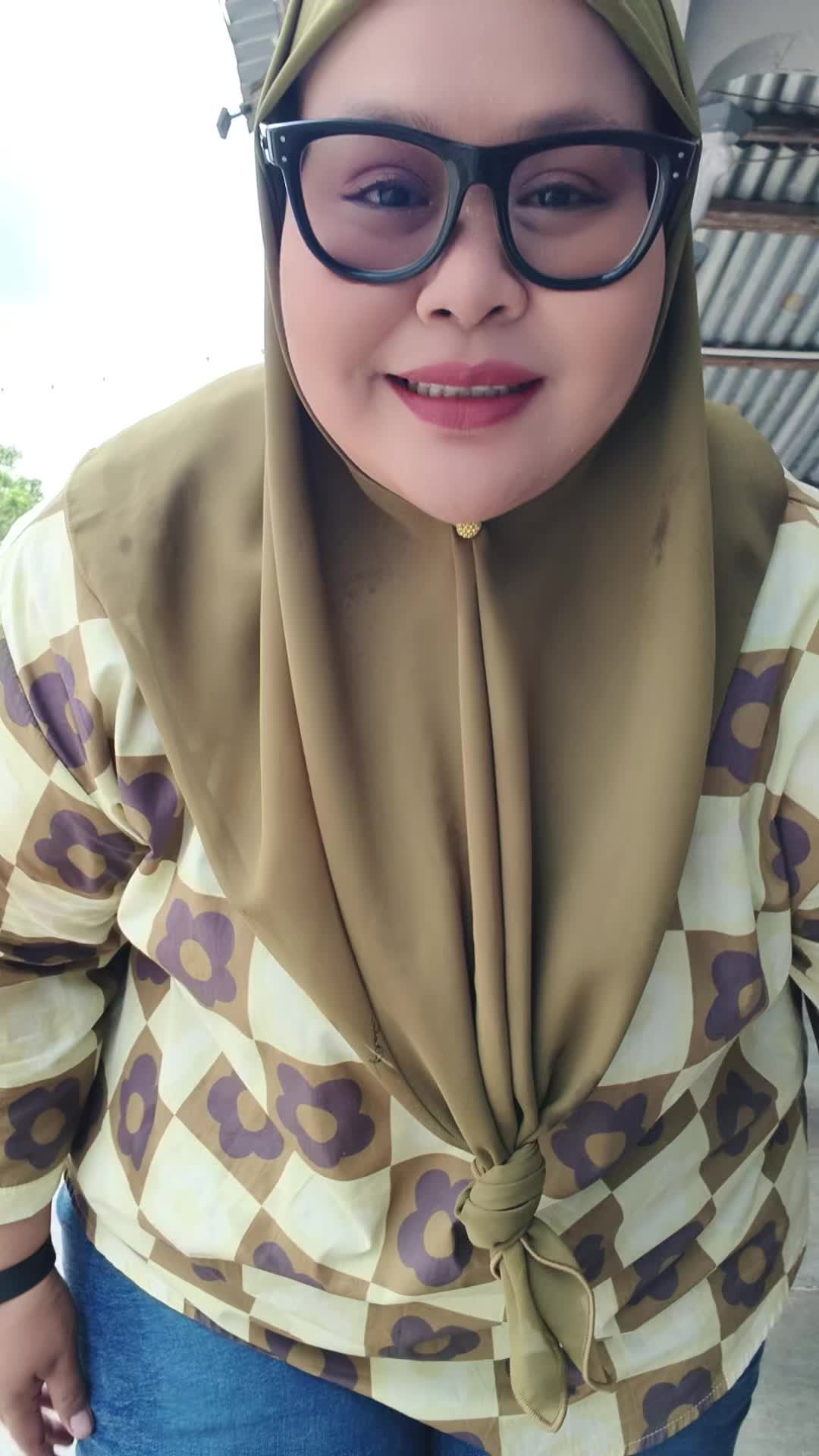 @Dora 🇲🇾 😘