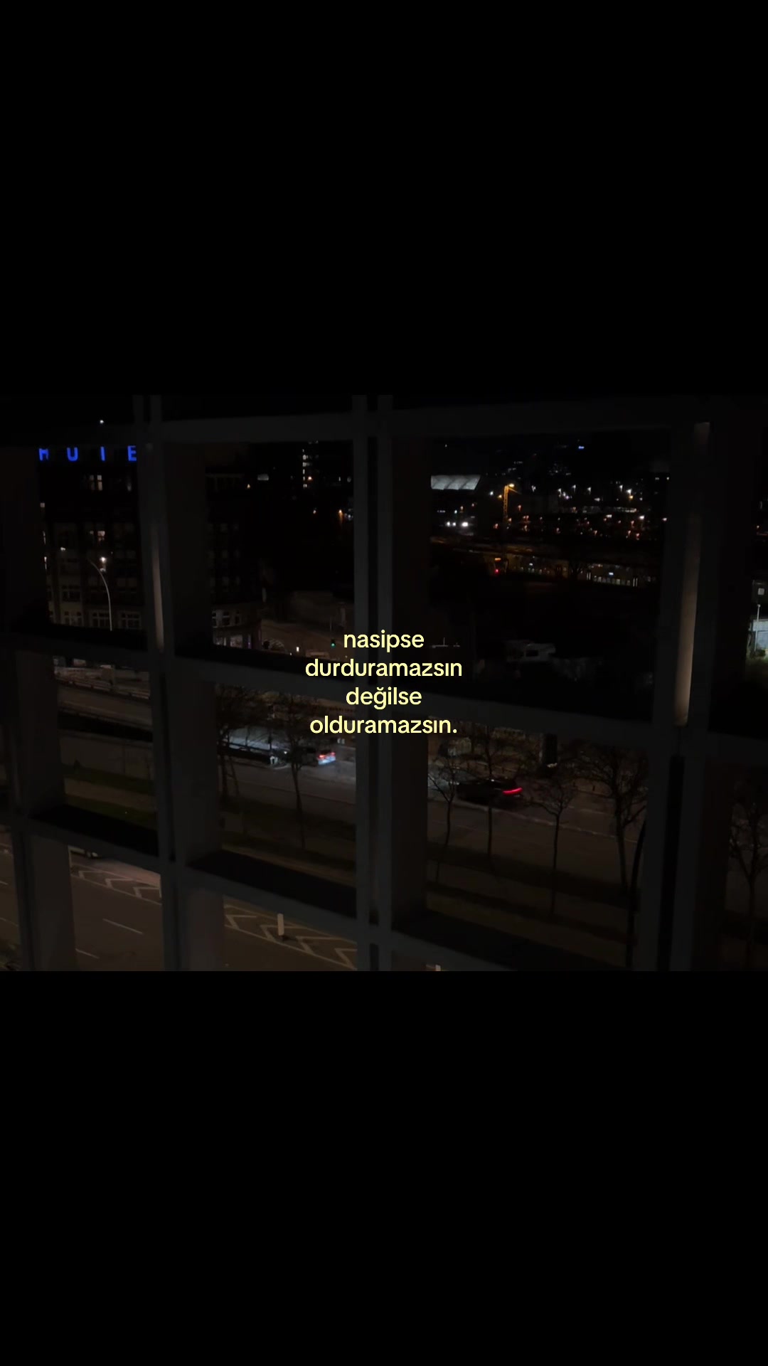 @ℰ.