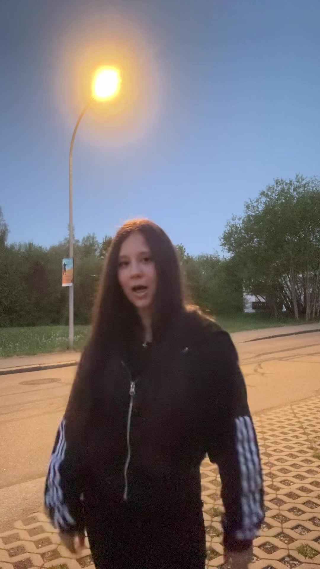 @♱