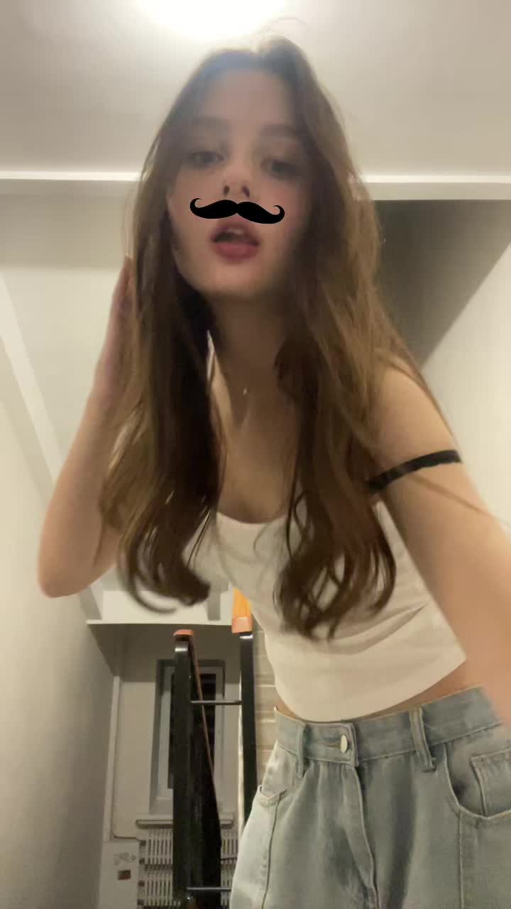 @лизя