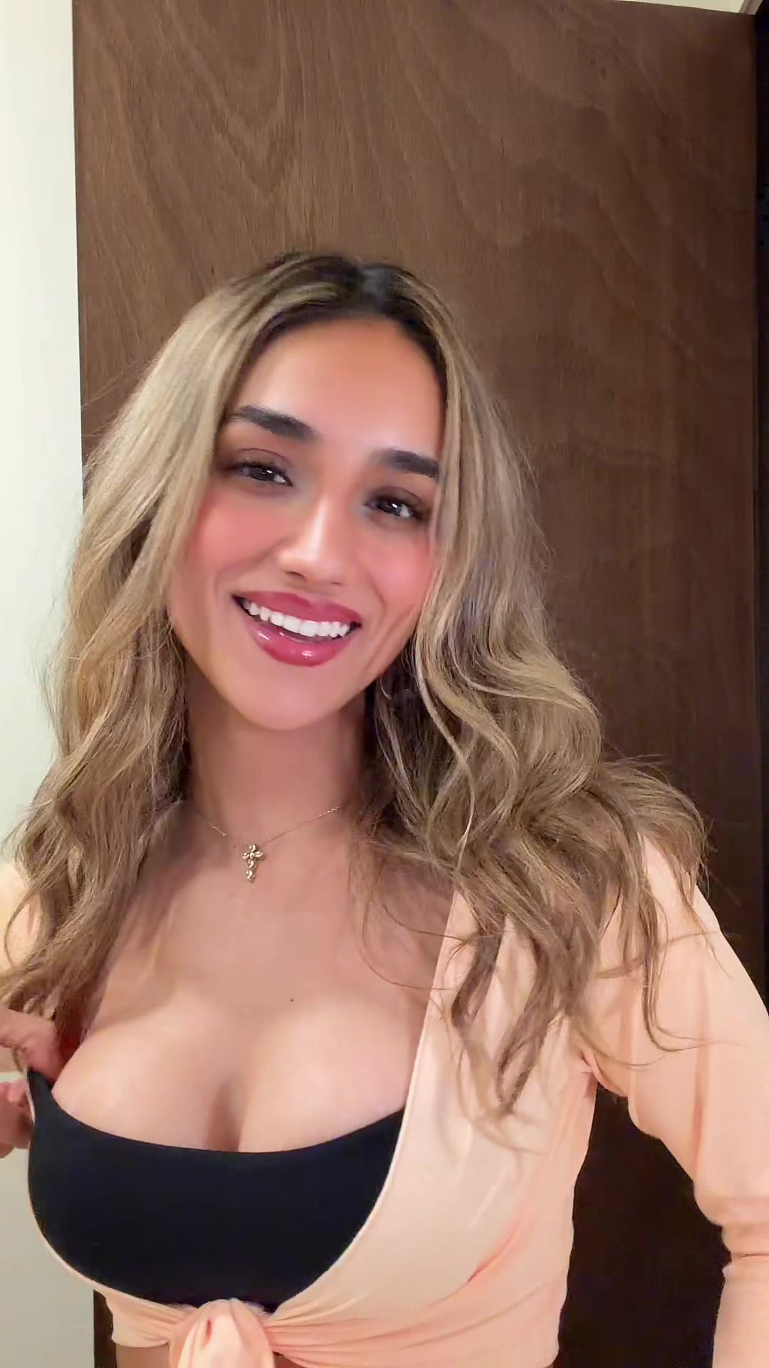 @Itsleylanabila
