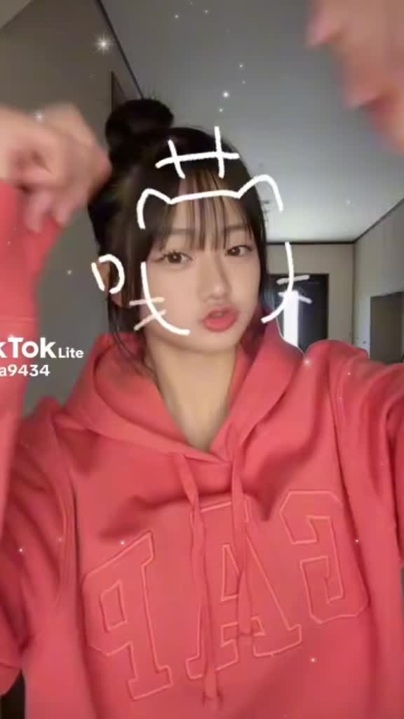 @𝙃𝙄𝙉𝘼 🎀💫