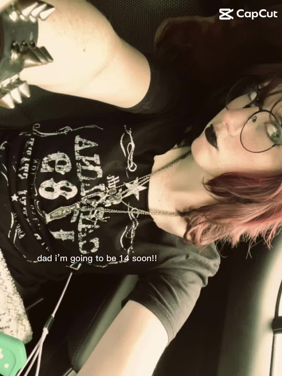 @⛤