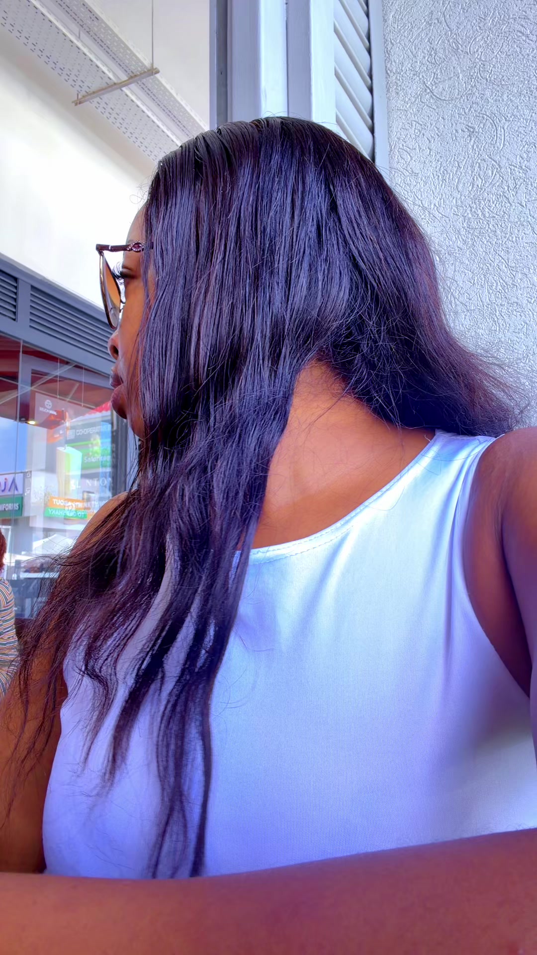 @naomikuria