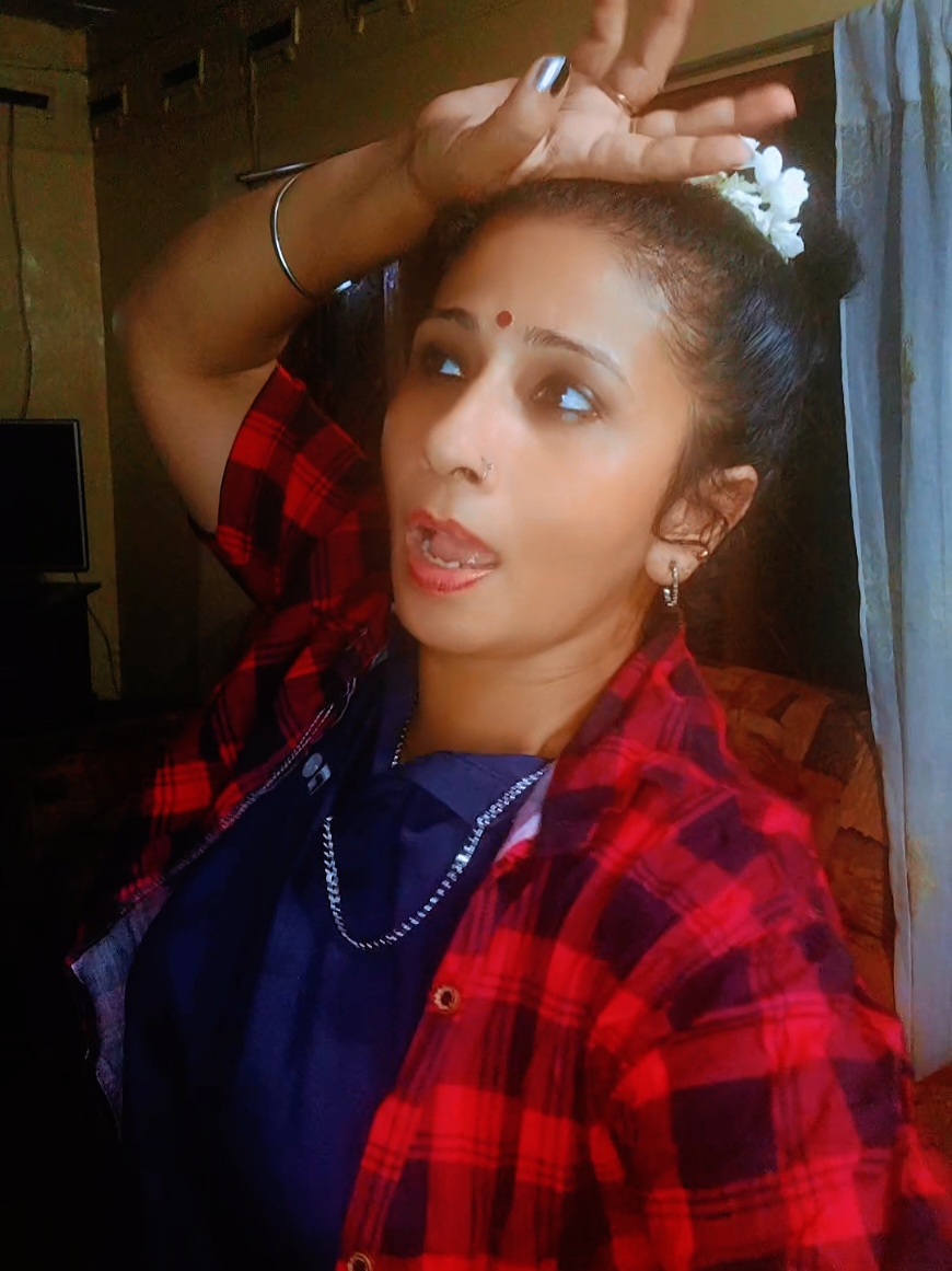 @🎤Shanthi Banushaa🎶🔥