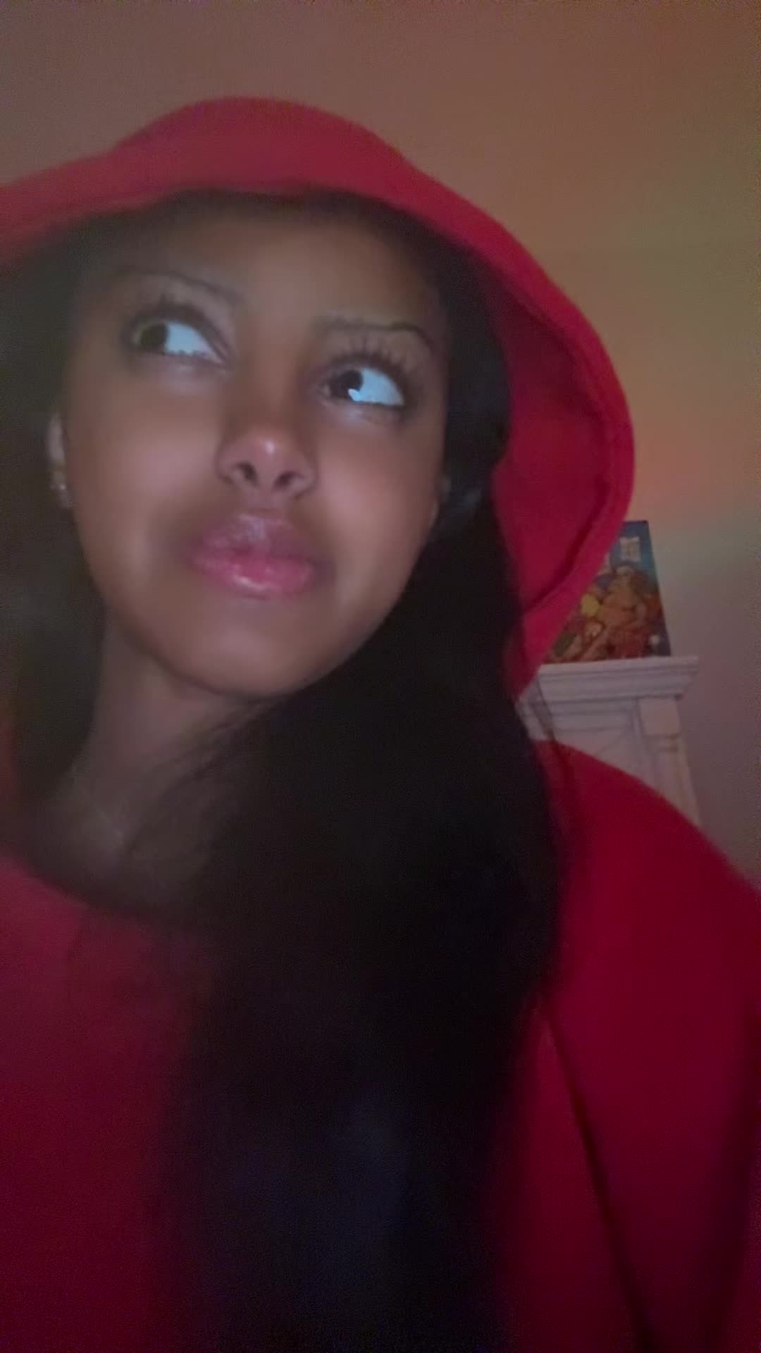 @Little red riding hood 🎈