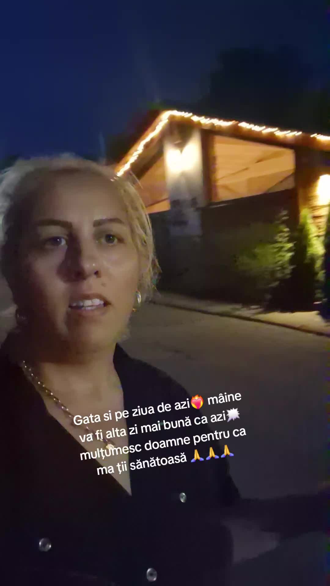 @LilySimona2