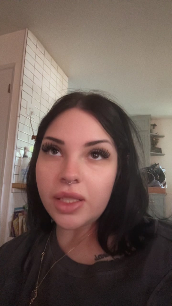 @BookedAndUnwell