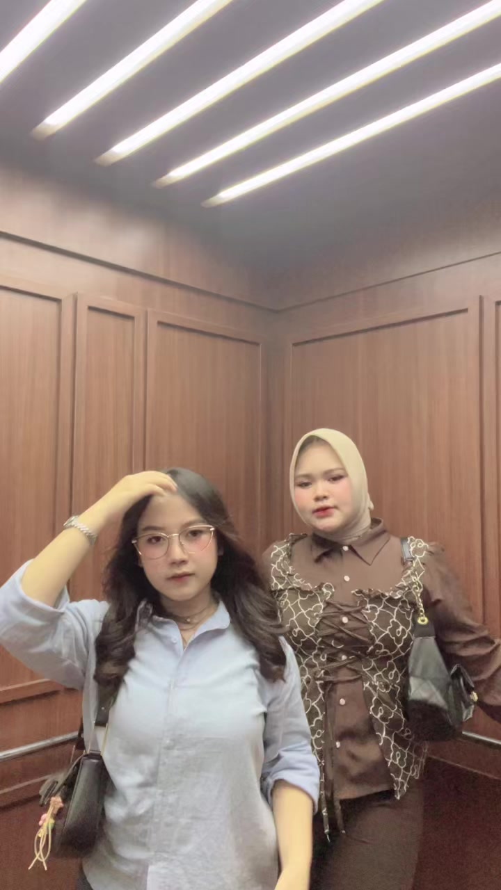 @Nisaa18