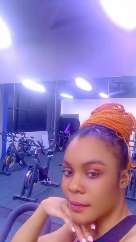 @happy gal 256