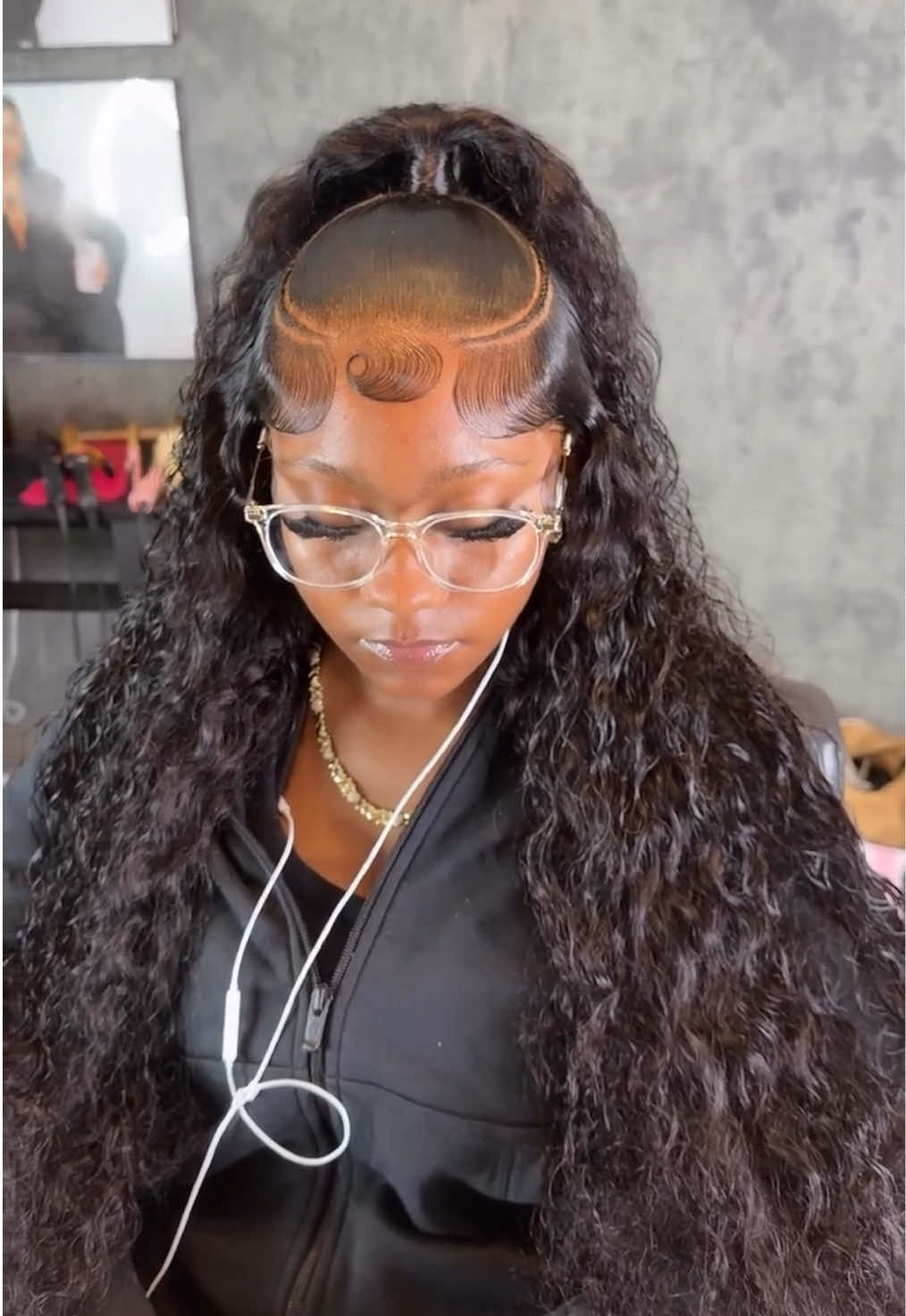 @thedoll_stylists