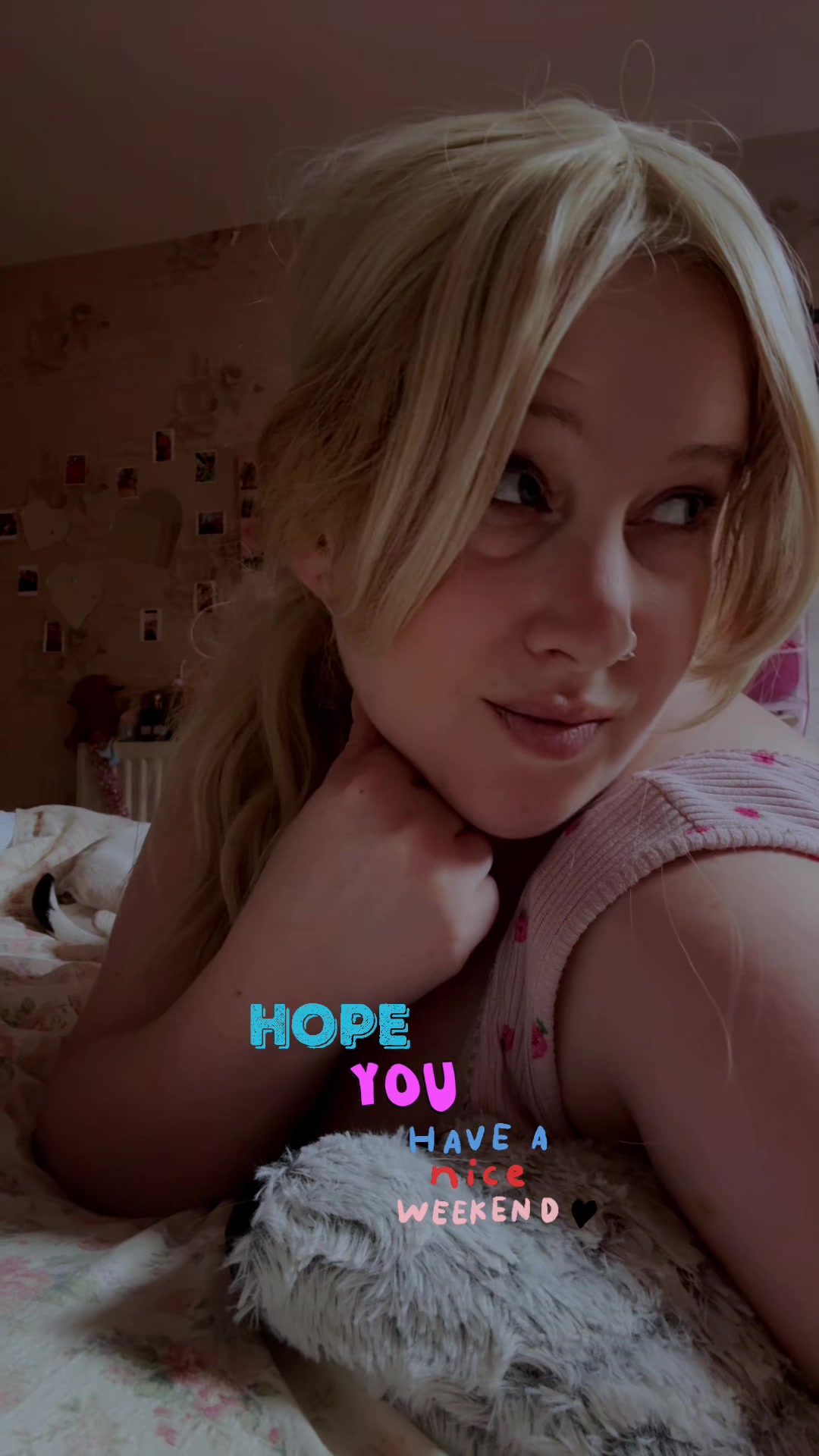 @Sarah~Louise ๐งโ๏ธ
