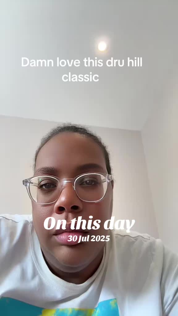 @MrsFranceskamara77
