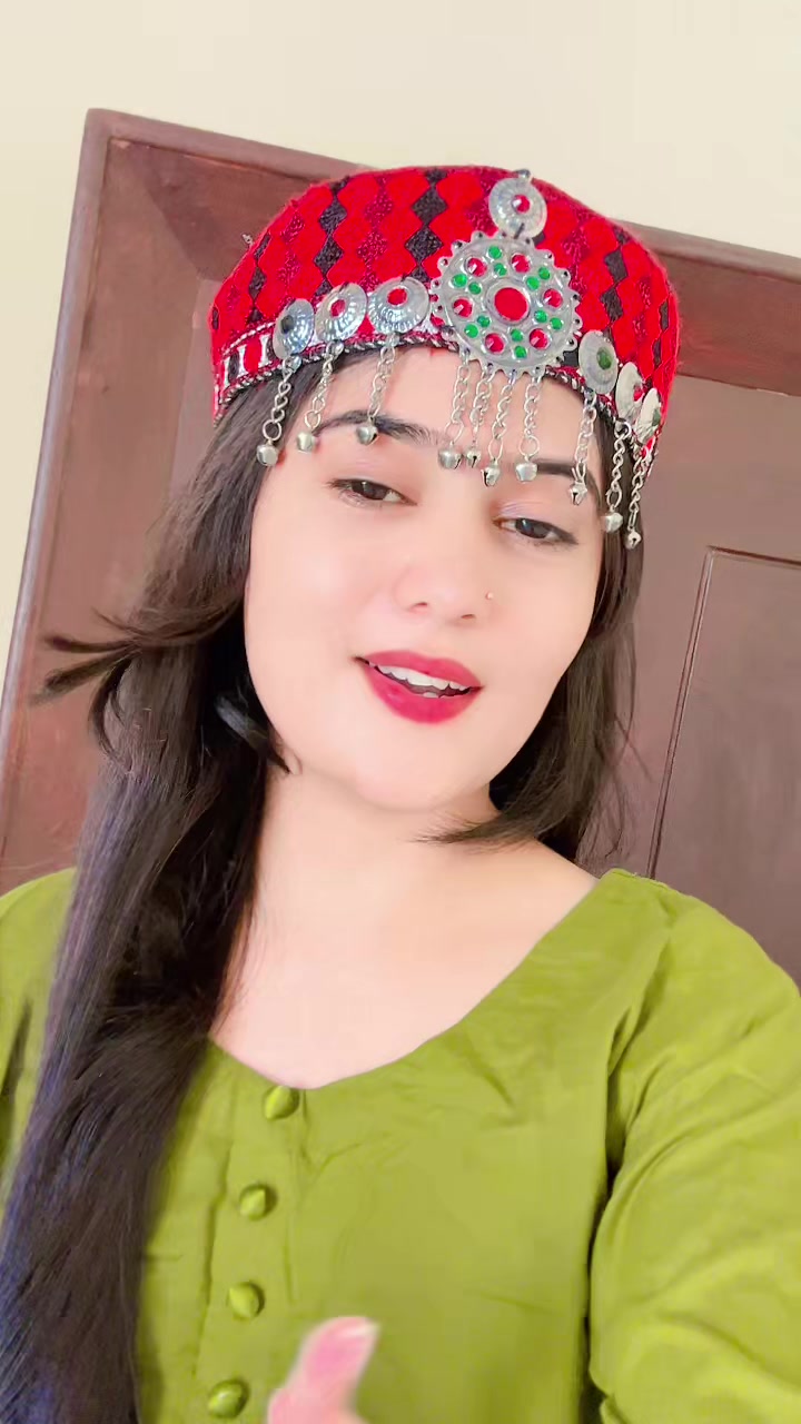 @𝐀𝐟𝐬𝐡𝐚 𝐊𝐡𝐚𝐧
