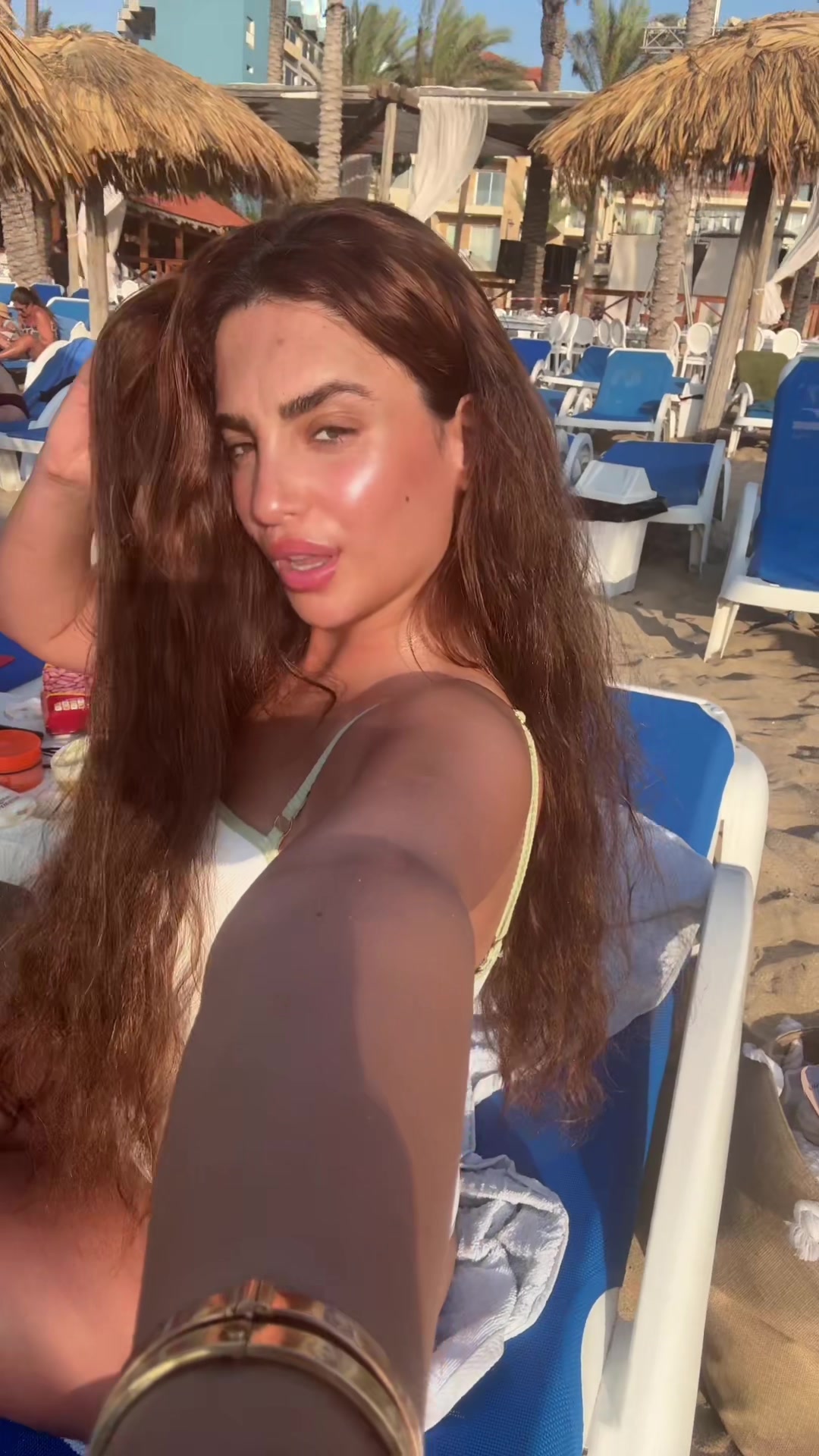 @Rhéa🍒