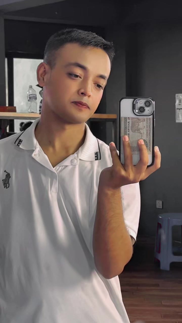@𝐌𝐫 𝐁𝐢𝐛𝐞𝐤👑