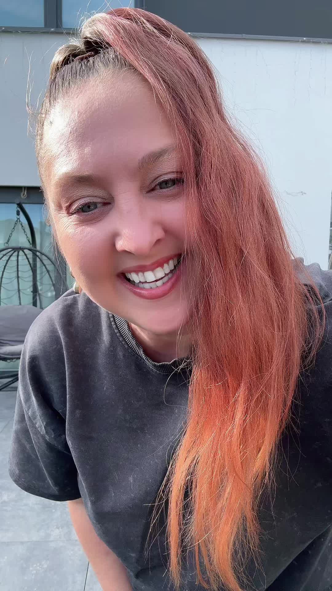 @Lanya Aliens 43J 🥰