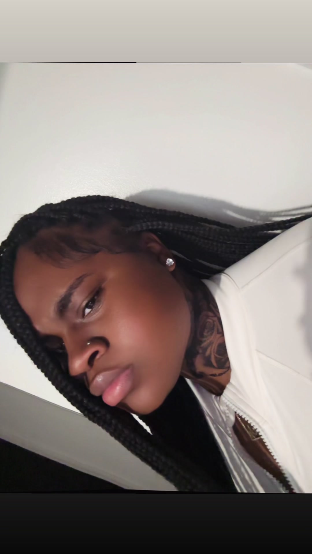 @PRETTY.LITTLE_THING