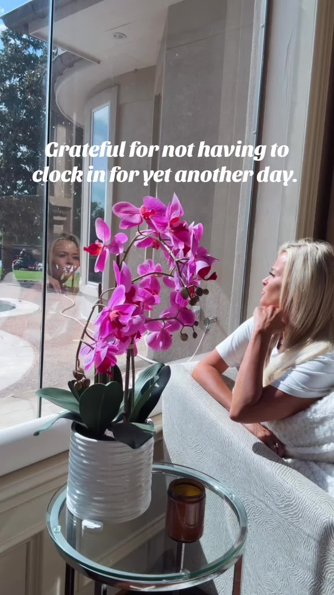 @HelloBri