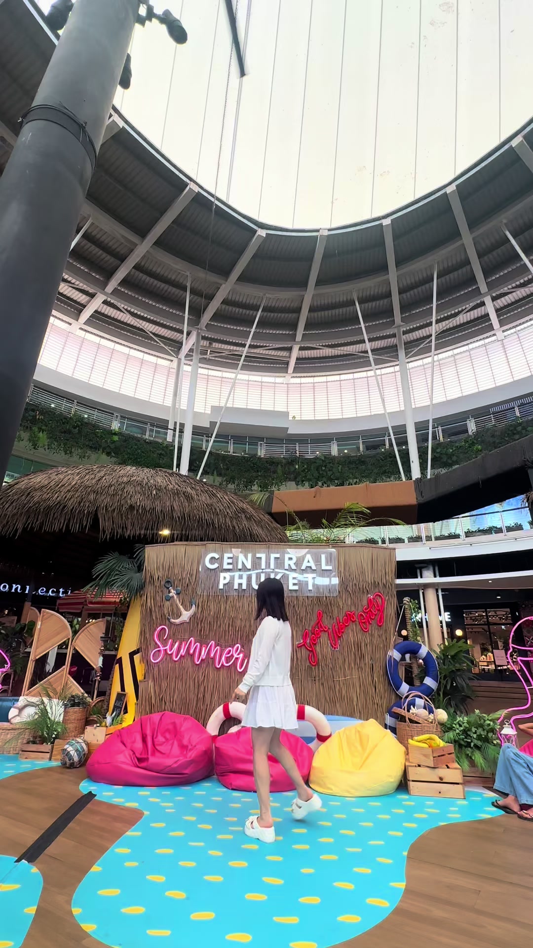 @L&egrave;o nh&egrave;o_in Singapore✅