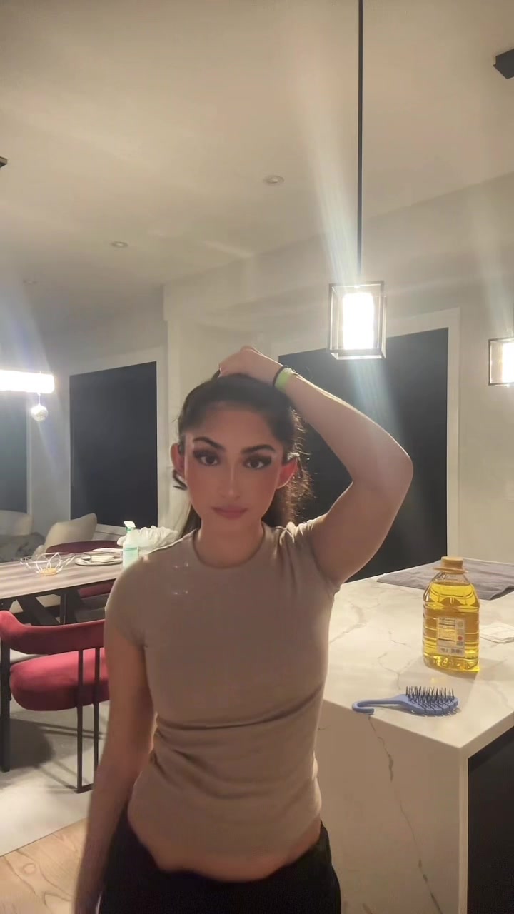 @Hairypakistanibitch