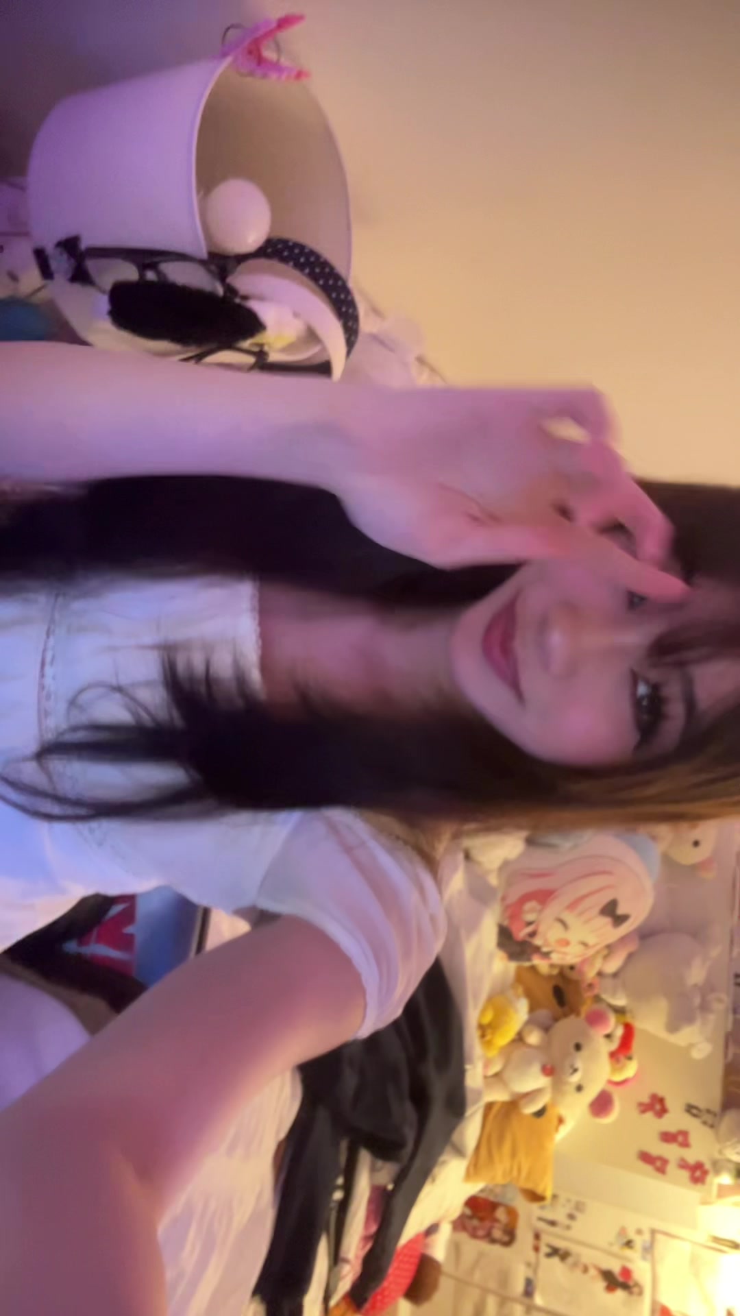 @:3