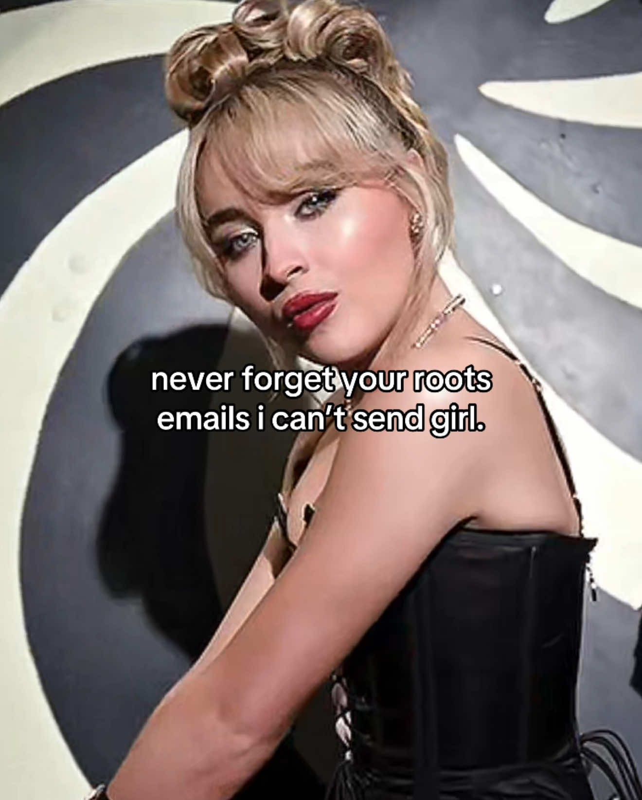@ℰ𝓂𝒾𝓁𝓎 ❀