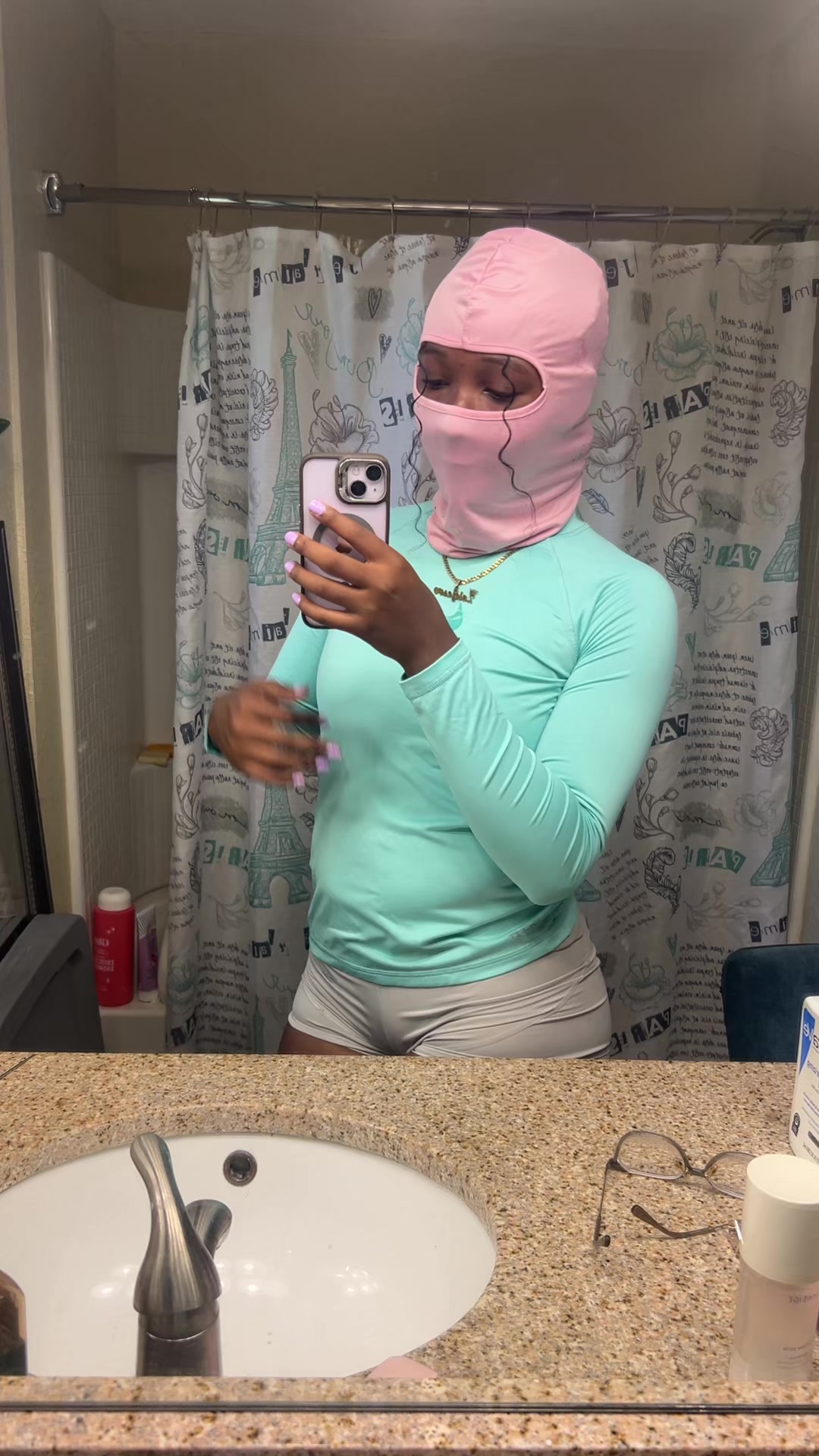 @Zo