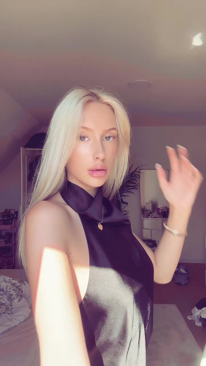 @ciaracollien