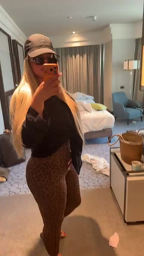 @douniaunique 🇩🇿👸✨🌸🪽🫦
