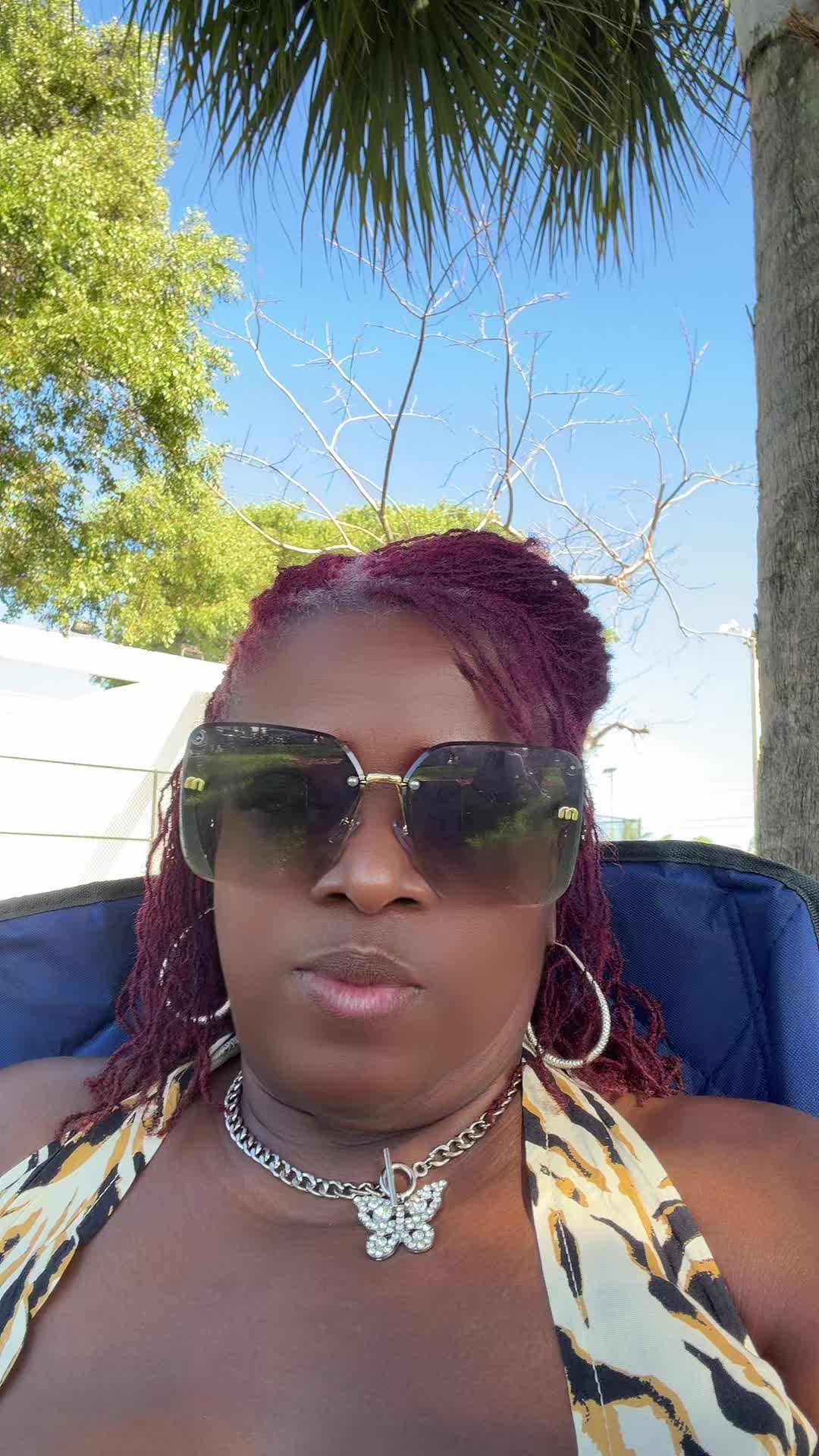 @Doll