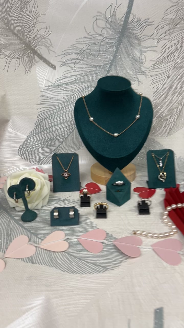 @BradleysJewellers