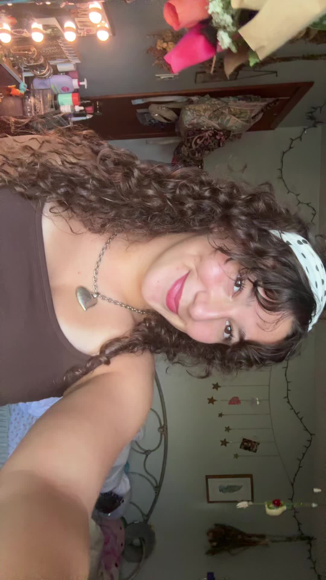 @🫰