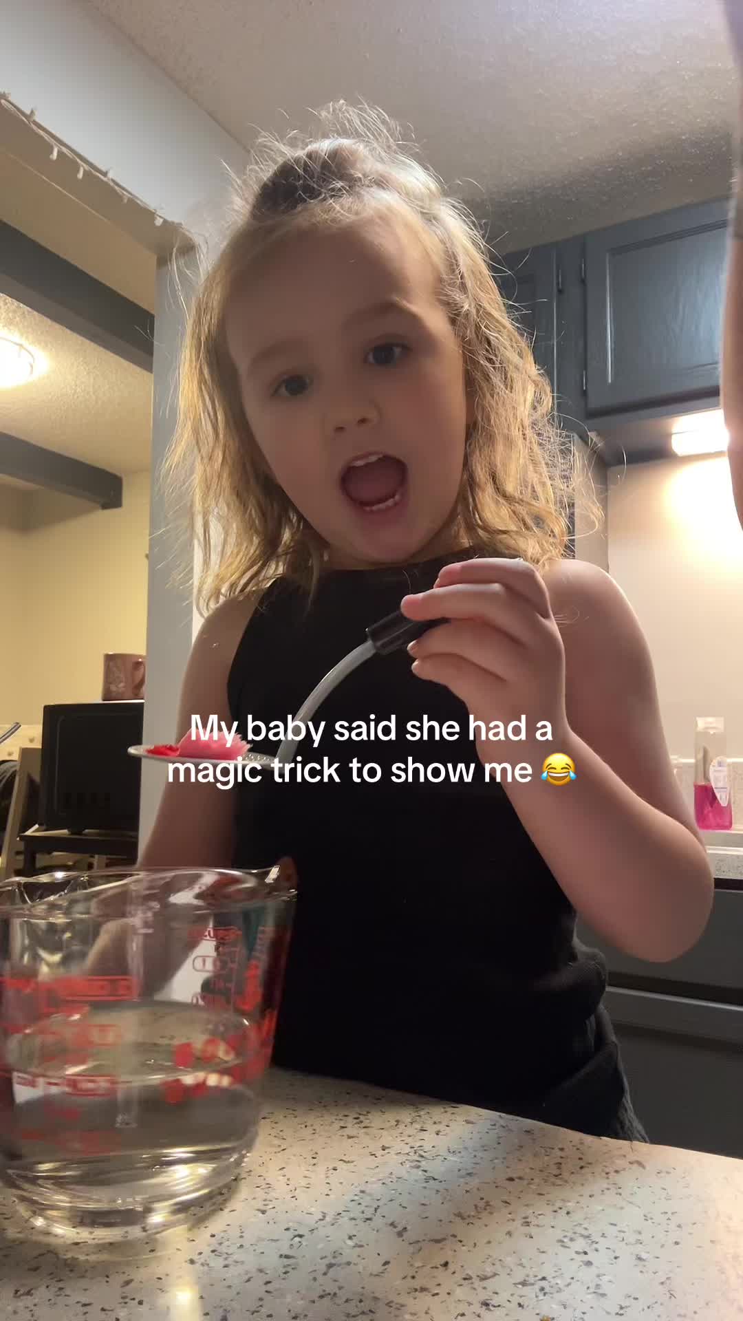 @karlishea_