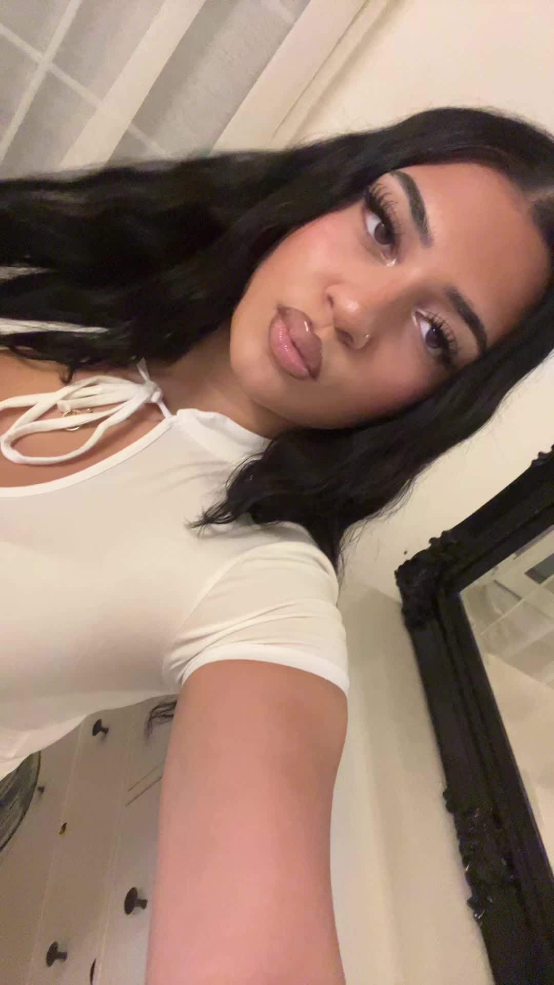 @leyla