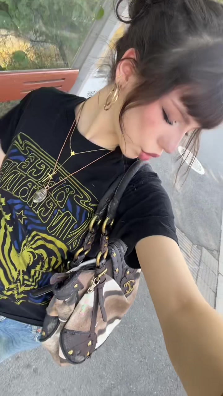 @𝐿𝒾𝒶