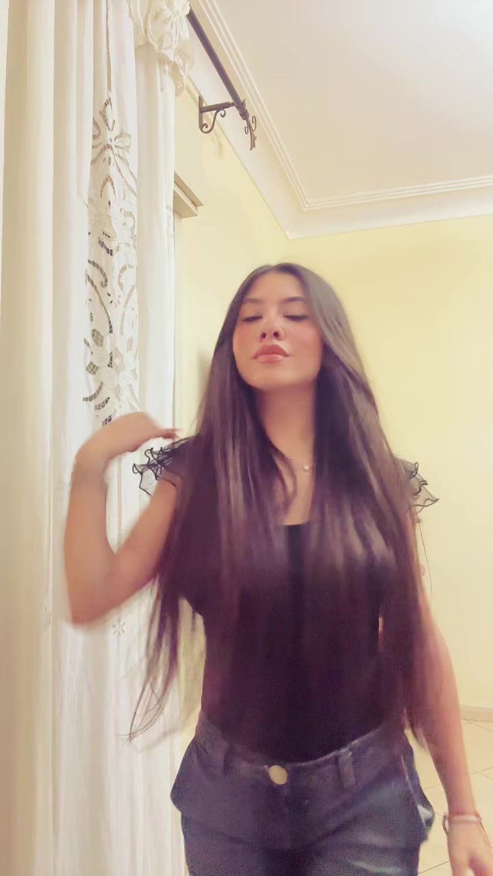 @Flavietta👧🏻