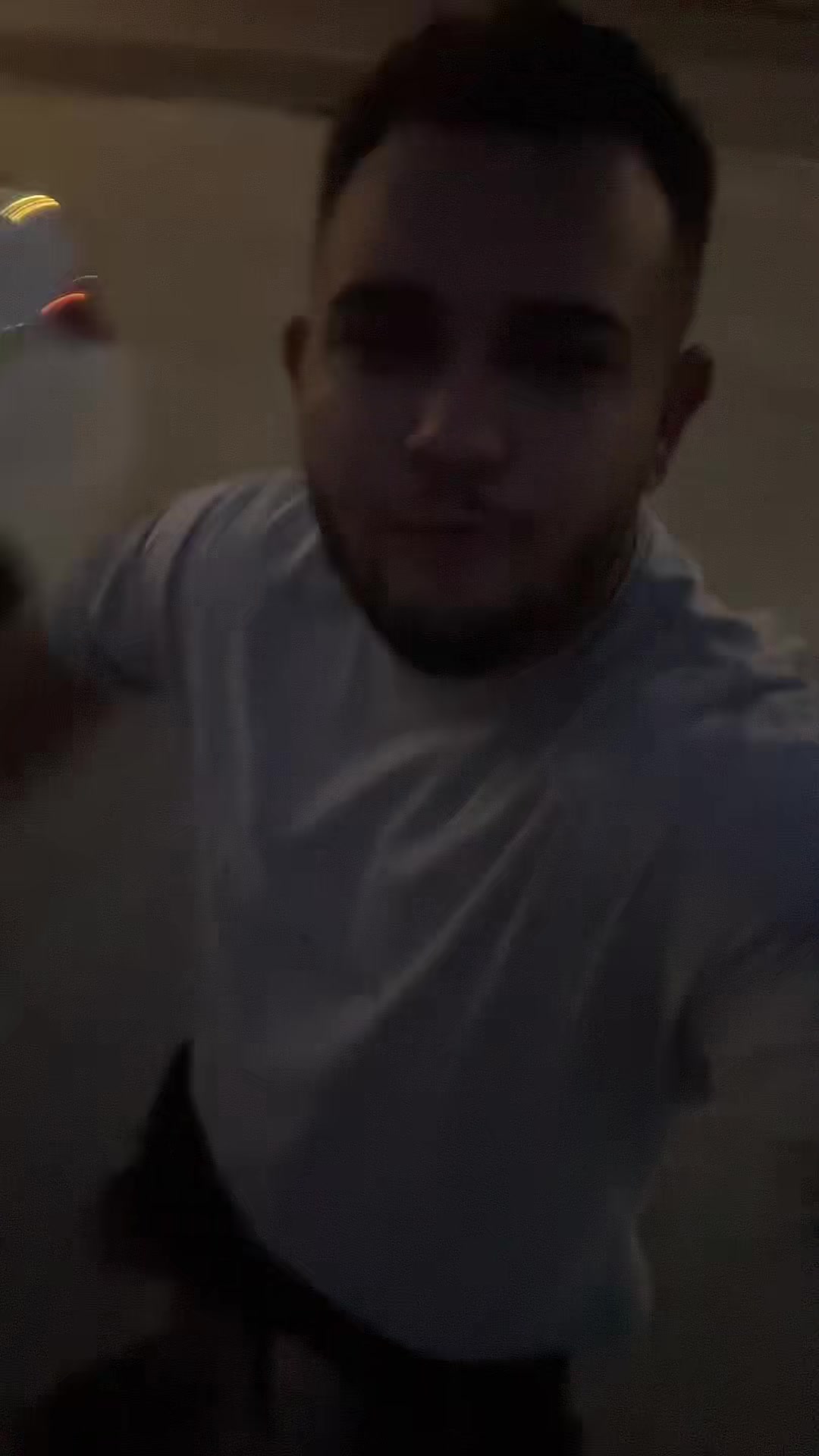 @Jadoras