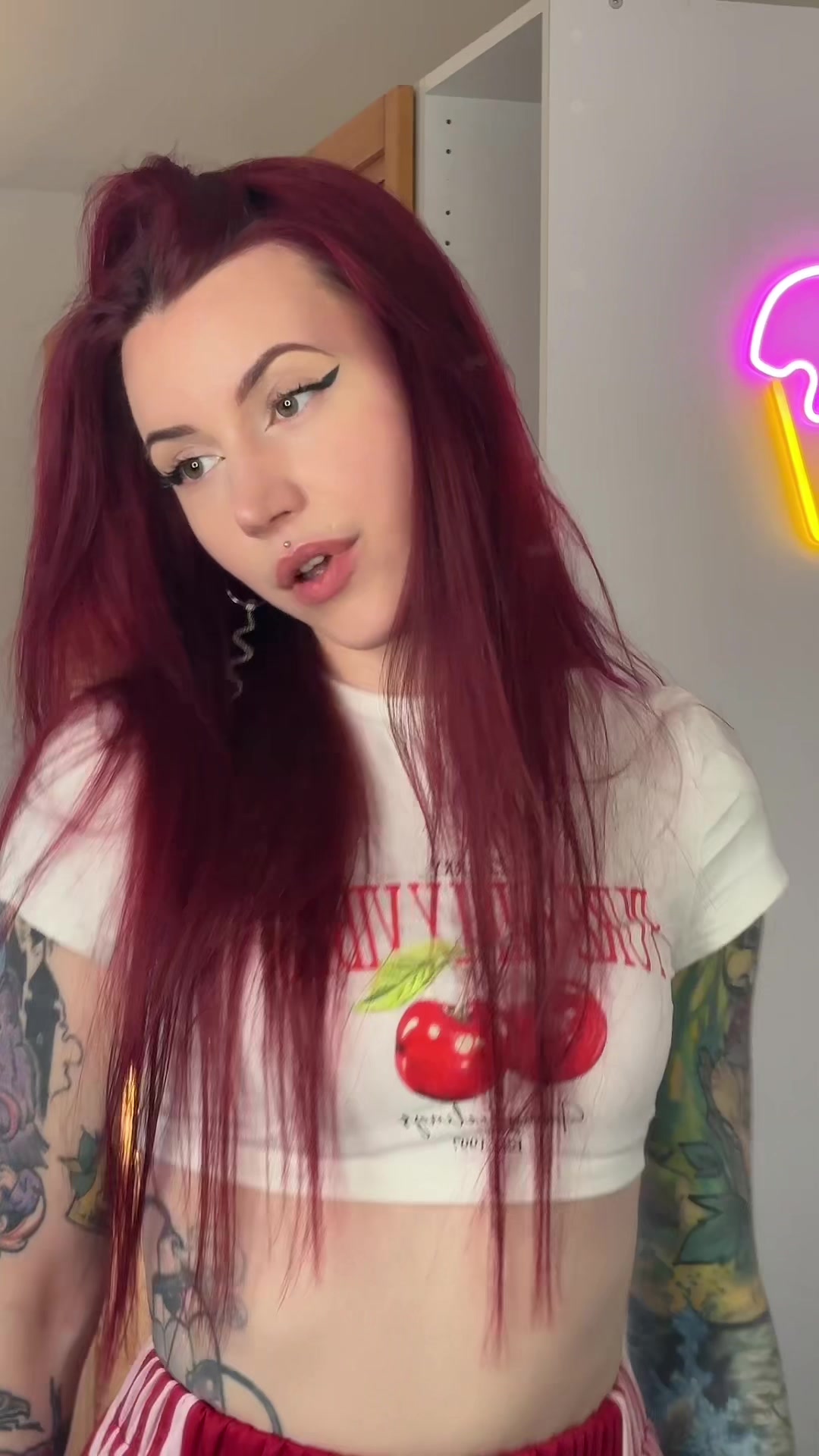 @Vera