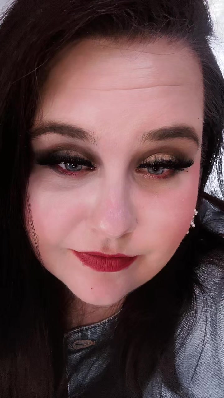 @CheekyyyMakeUp