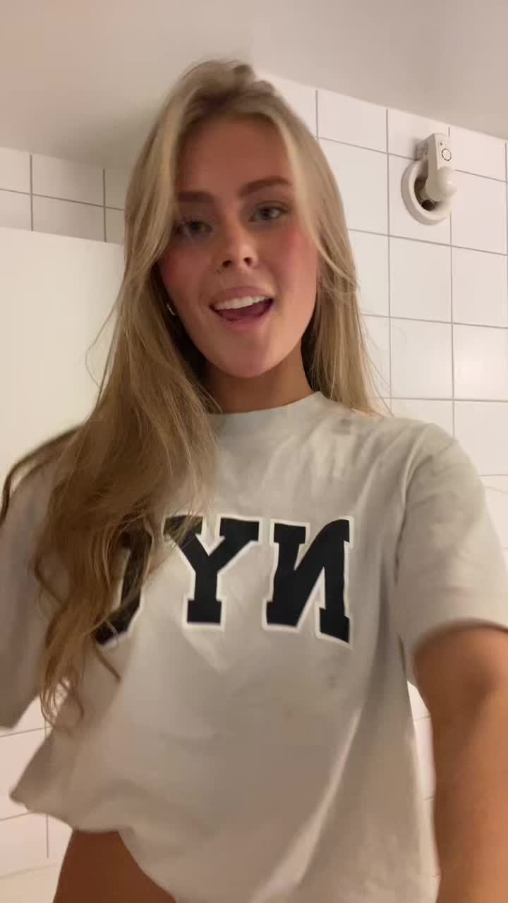@ELLAAA